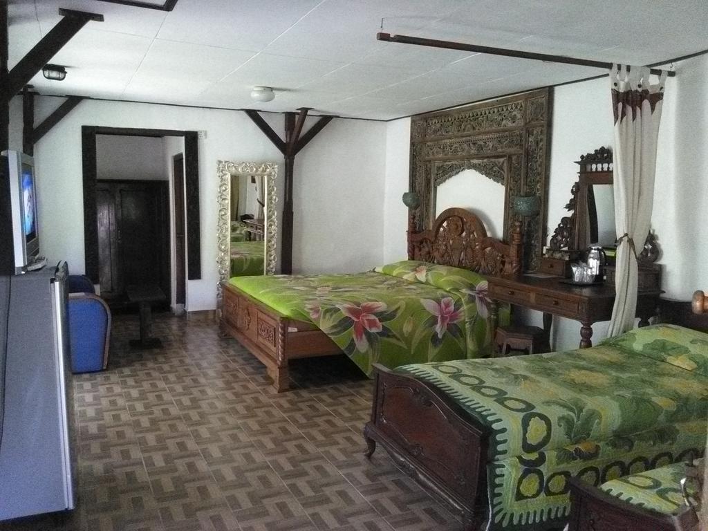 Gazebo Beach Hotel Sanur Екстериор снимка