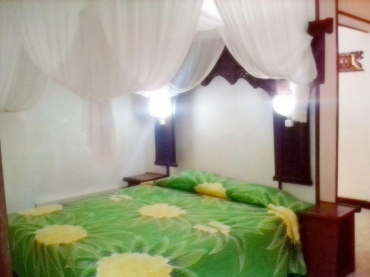 Gazebo Beach Hotel Sanur Екстериор снимка